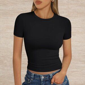 Soft Fitted Black Top Women’s Size S Basics Capsule Wardrobe Normcore Layering